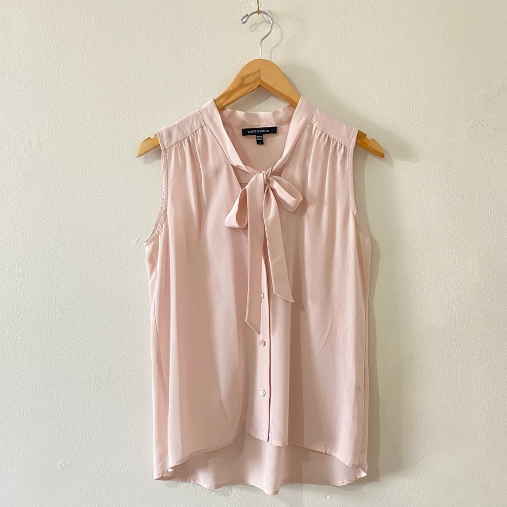 NWOT 100% Silk Judith & Charles Tie Neck Sleeveless Blouse